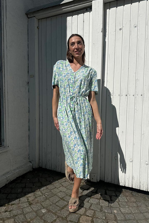 Soft Rebels SRAyla V-Neck Midi Dress Flower Snow White Print